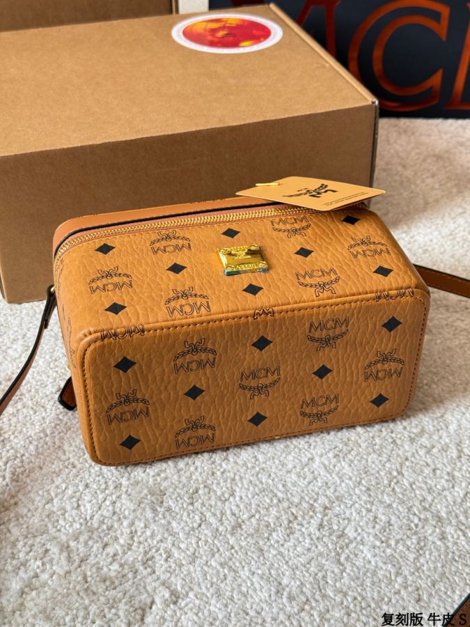 1:1 Replica MCM bag replica version cowhide — photo 7