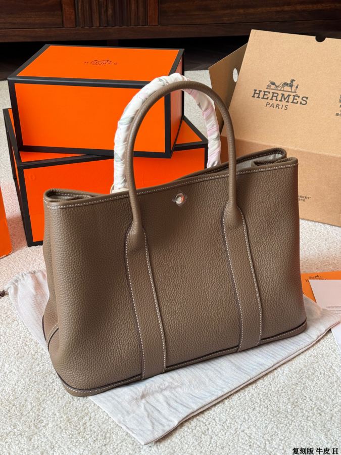1:1 Replica Hermes bag replica version cowhide — photo 3