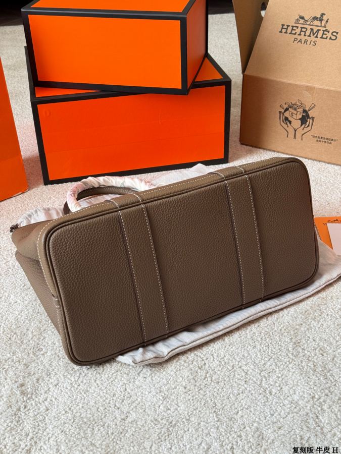1:1 Replica Hermes bag replica version cowhide — photo 5