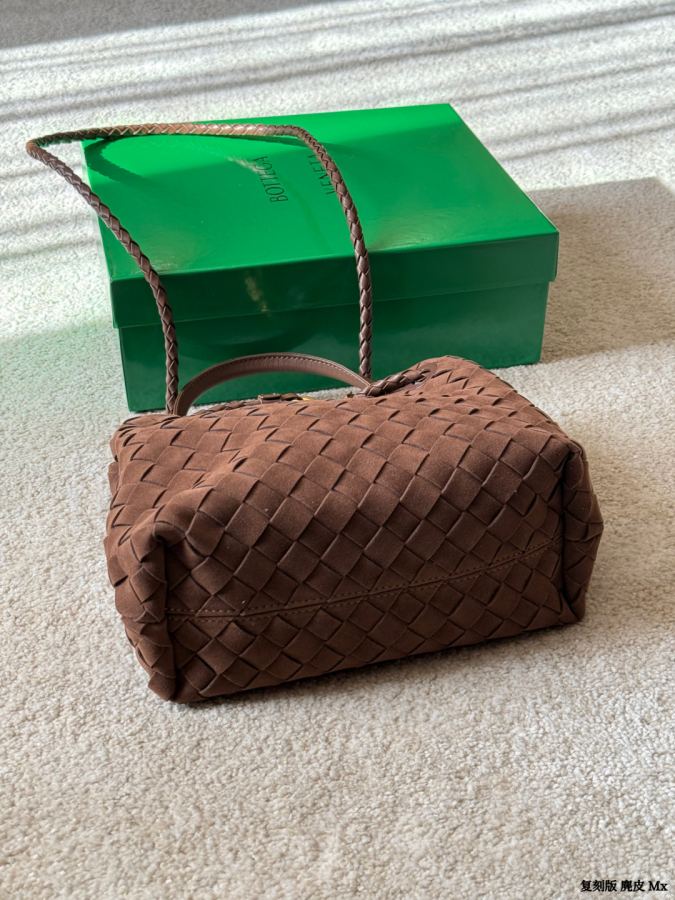 1:1 Replica Bottega Veneta bag replica — photo 7