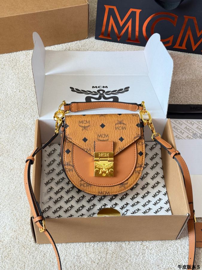 1:1 Replica MCM bag Cowhide version — 1:1 Replica — photo 3