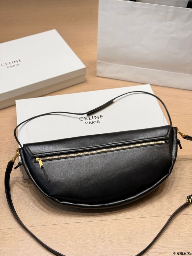 1:1 Replica Celine bag CELINE Soft Triomphe — AAA Quality Replica — photo 6