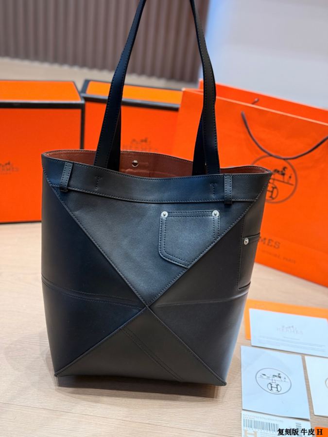 1:1 Replica LOEWE bag replica version cowhide — photo 8