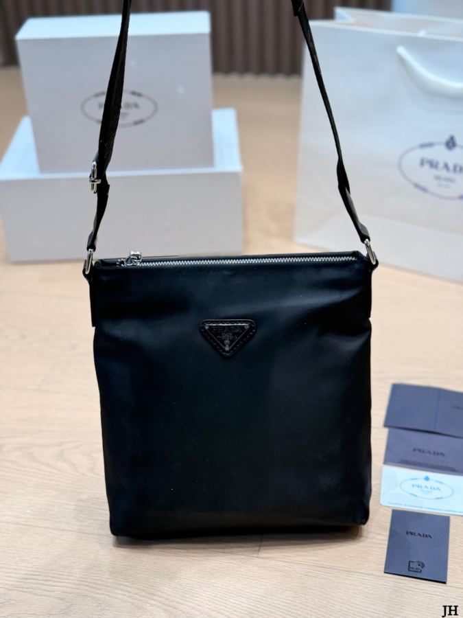 1:1 Replica PRADA bag Prada — 1:1 Replica — photo 4