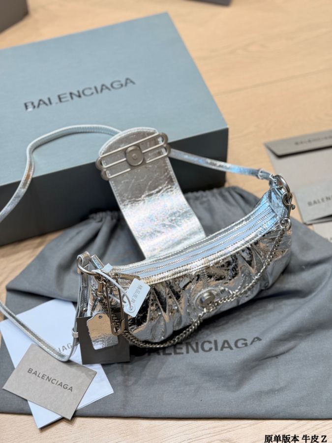 1:1 Replica Balenciaga bag replica — photo 8