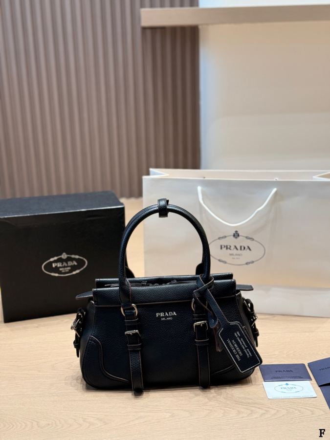 1:1 Replica PRADA bag Prada Vitello Daino ​​ — Premium Replica — photo 2