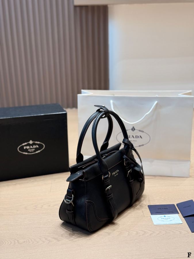 1:1 Replica PRADA bag Prada Vitello Daino ​​ — Premium Replica — photo 5
