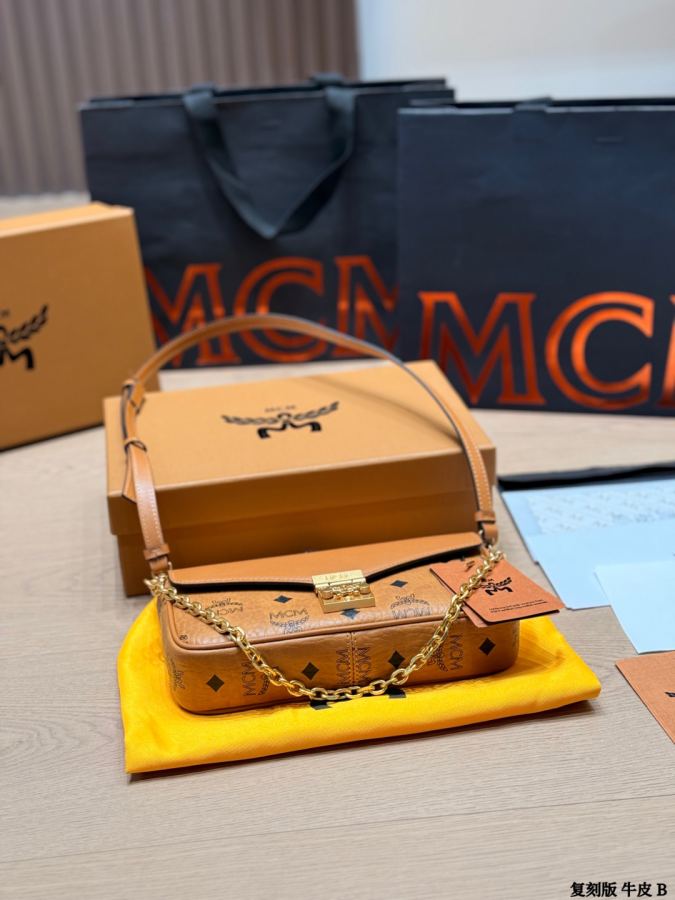 1:1 Replica MCM bag replica version cowhide — photo 6