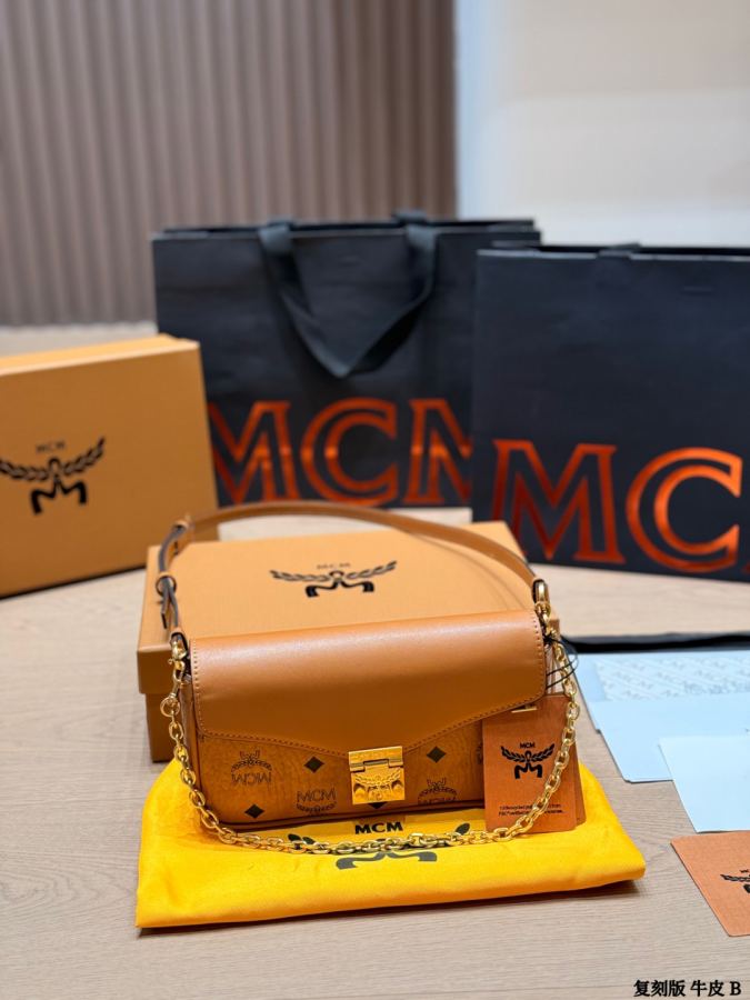 1:1 Replica MCM bag replica version cowhide — photo 2