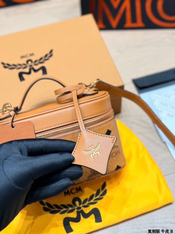 1:1 Replica MCM bag replica version cowhide — photo 6