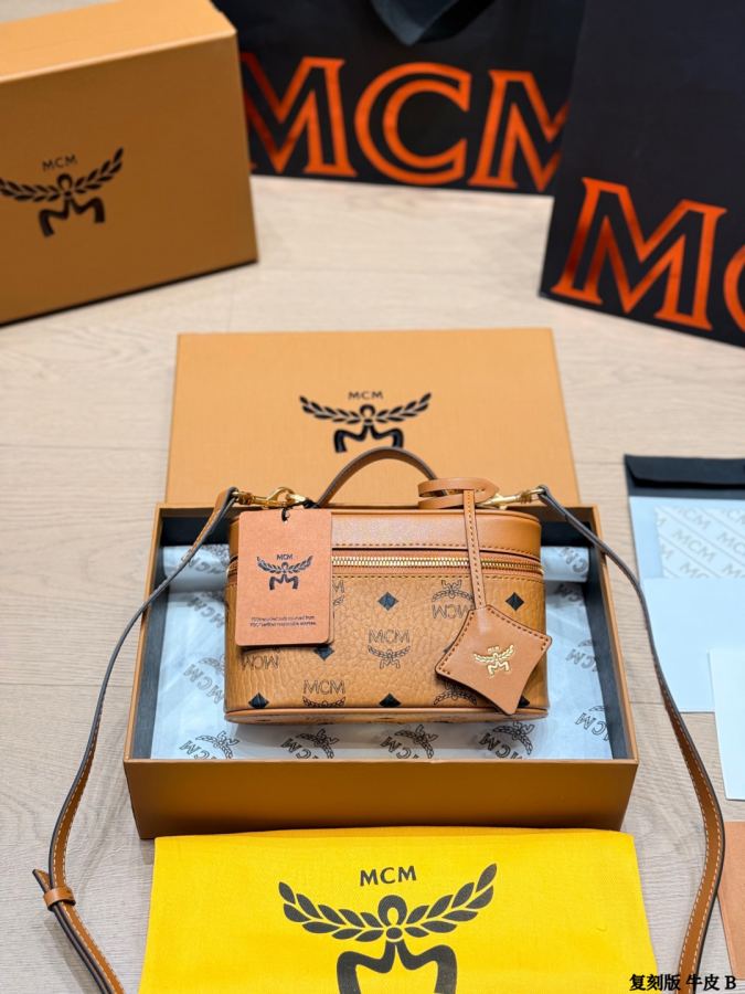 1:1 Replica MCM bag replica version cowhide — photo 5