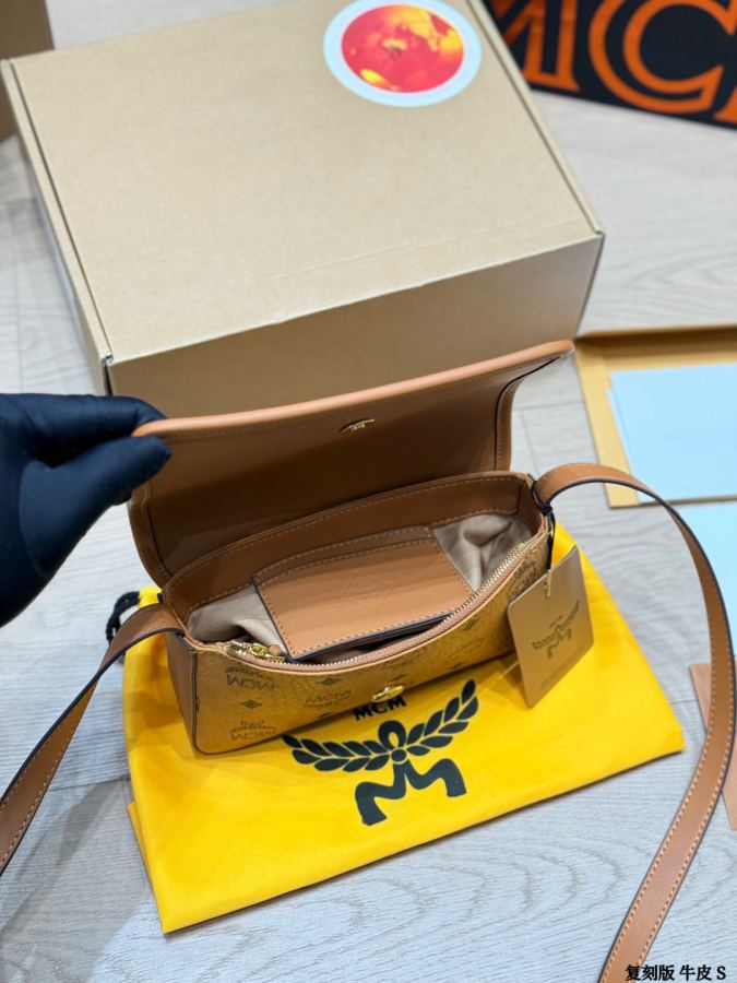 1:1 Replica MCM bag replica version cowhide — photo 9
