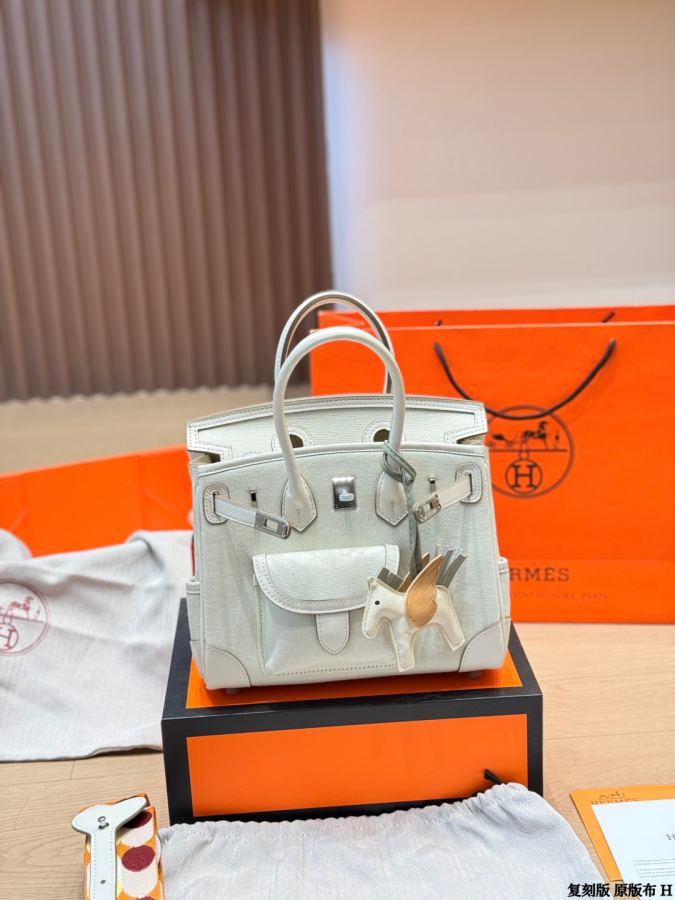 1:1 Replica Hermes bag replica — photo 4