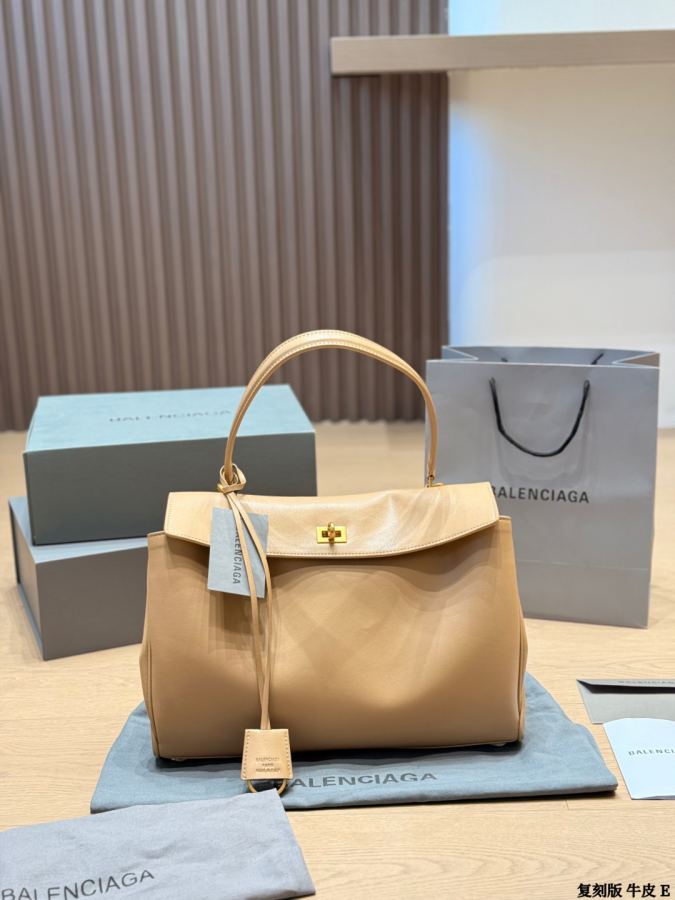 1:1 Replica Balenciaga bag replica — photo 2
