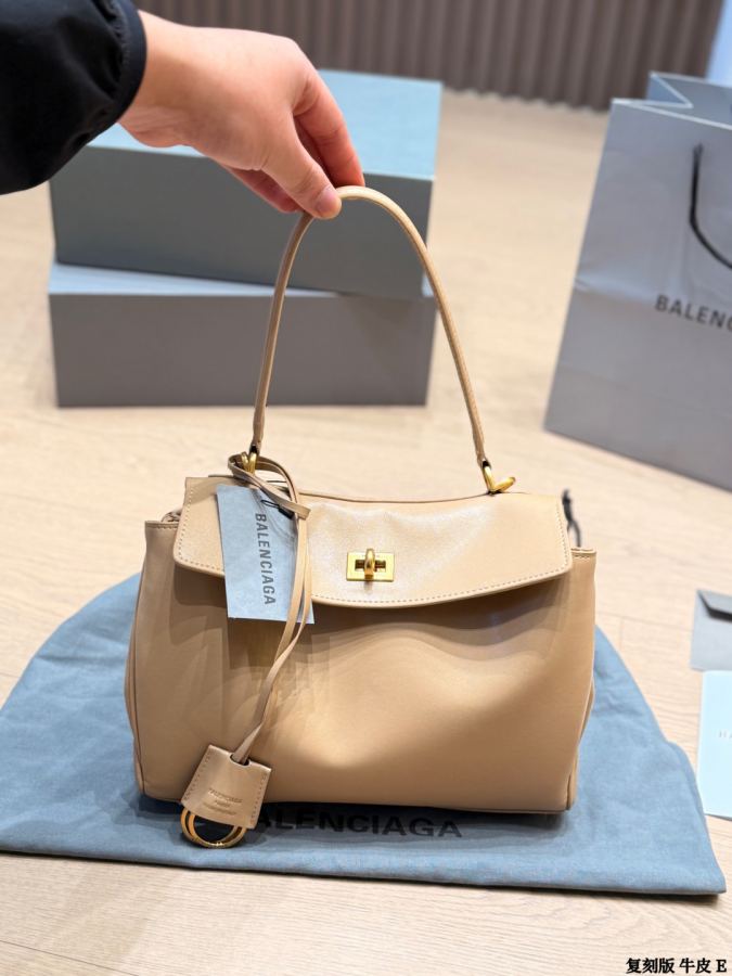 1:1 Replica Balenciaga bag replica — photo 5