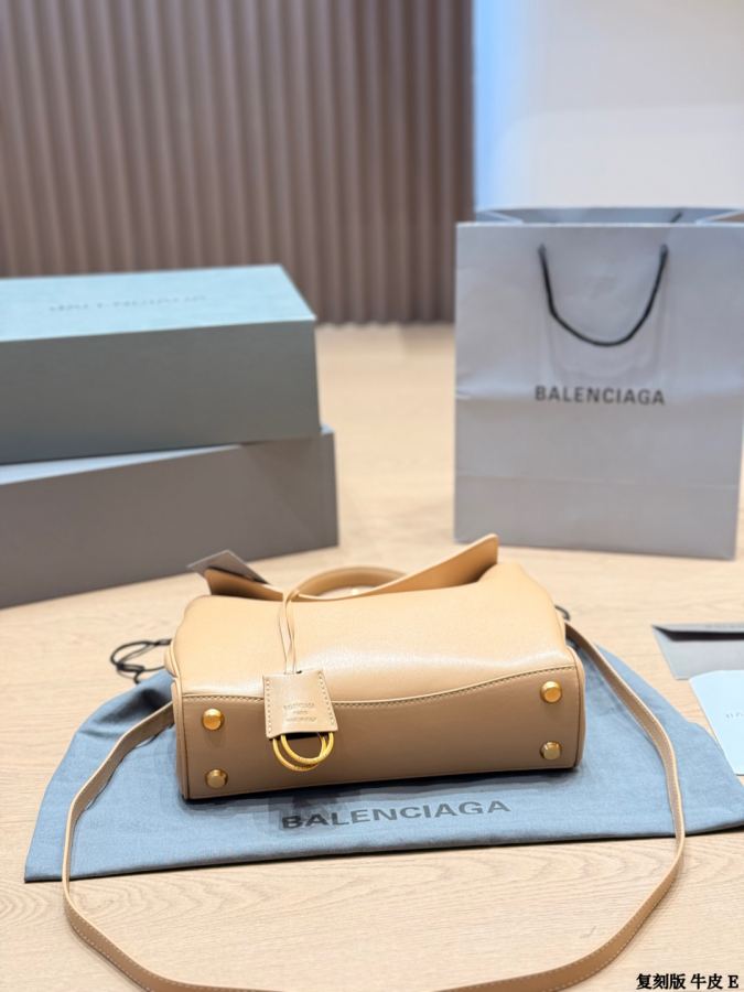 1:1 Replica Balenciaga bag replica — photo 7