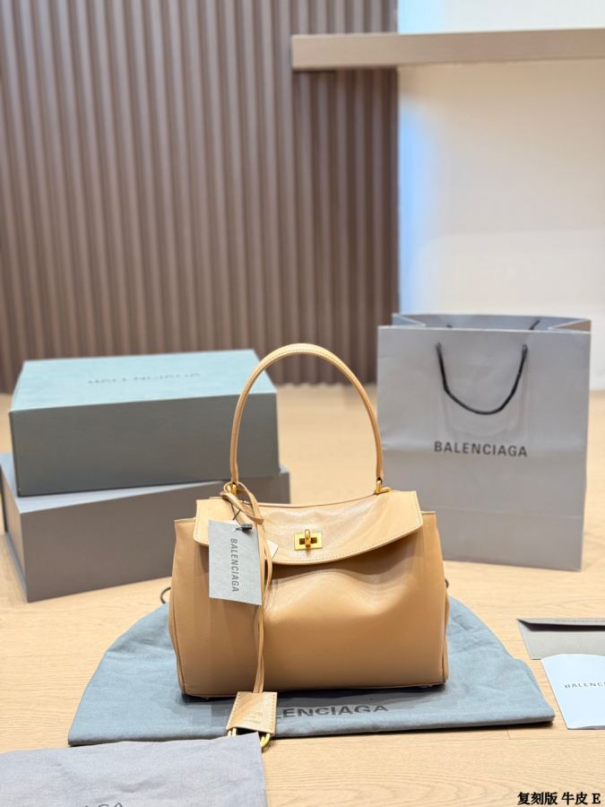 1:1 Replica Balenciaga bag replica — photo 3