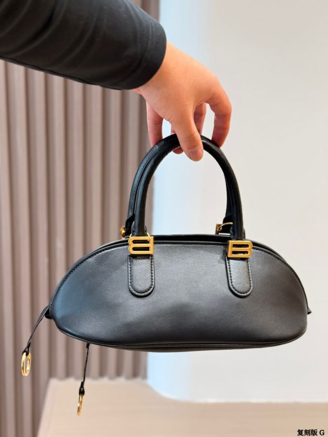 1:1 Replica Balenciaga bag replica — photo 8