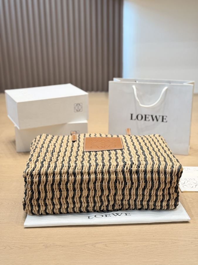 1:1 Replica LOEWE bag LOEWE ​​ — AAA Quality Replica — photo 7