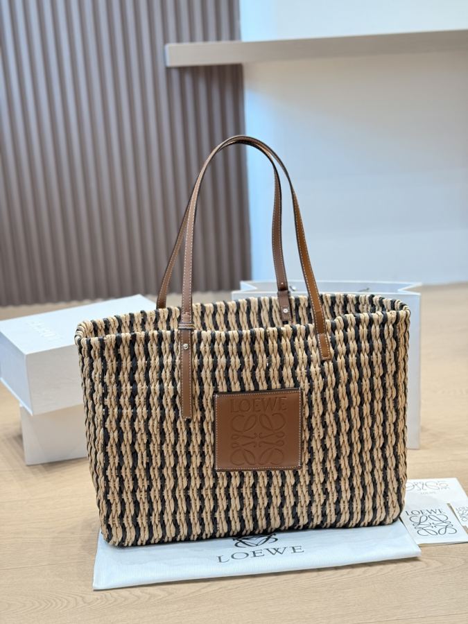 1:1 Replica LOEWE bag LOEWE ​​ — AAA Quality Replica — photo 9