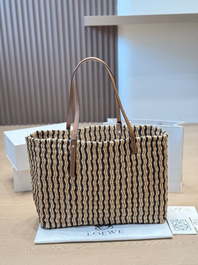 1:1 Replica LOEWE bag LOEWE ​​ — AAA Quality Replica — photo 5