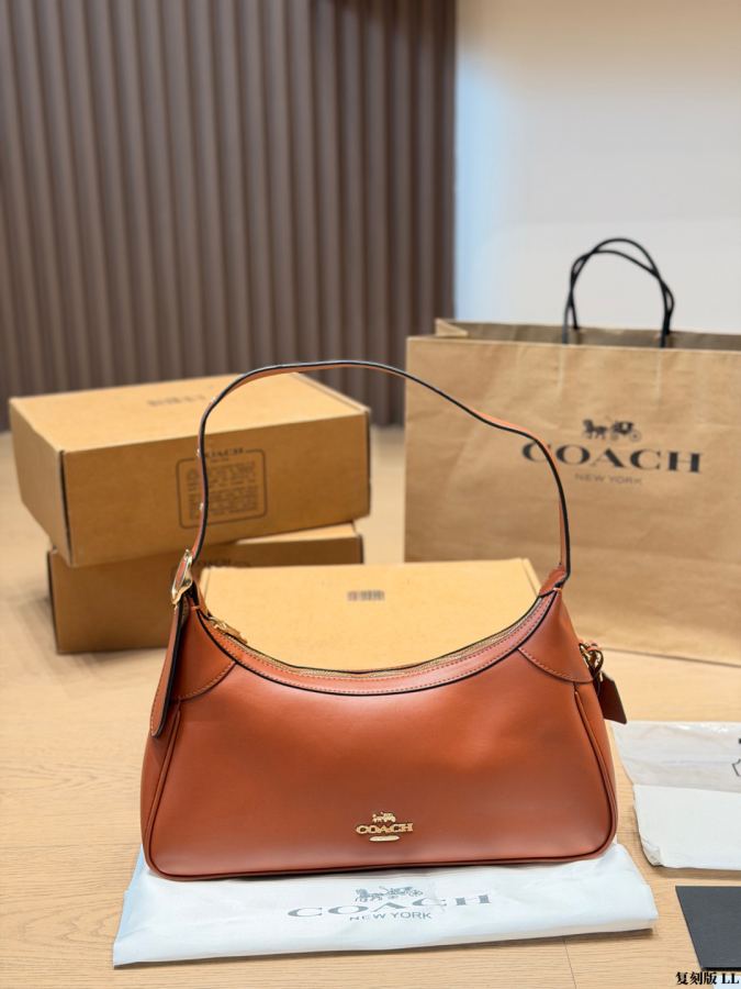 1:1 Replica COACH bag replica — photo 2