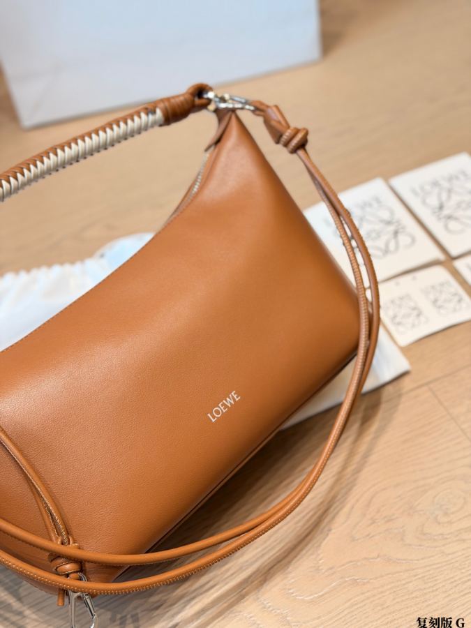 1:1 Replica LOEWE bag Loewe Cala — Premium Replica — photo 3