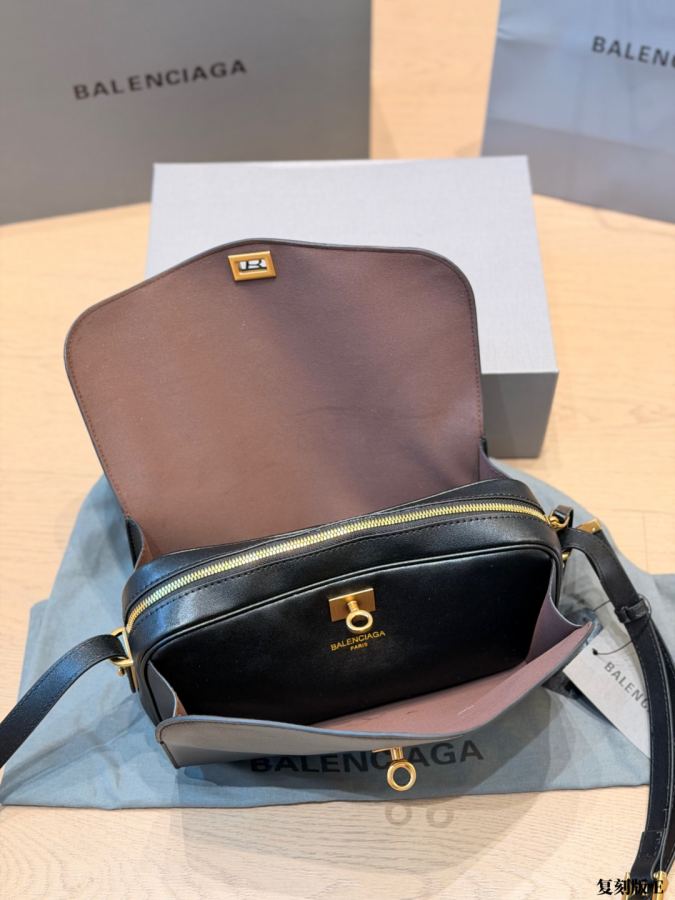 1:1 Replica Balenciaga bag Balenciaga ​​ ” E” — AAA Quality Replica — photo 8