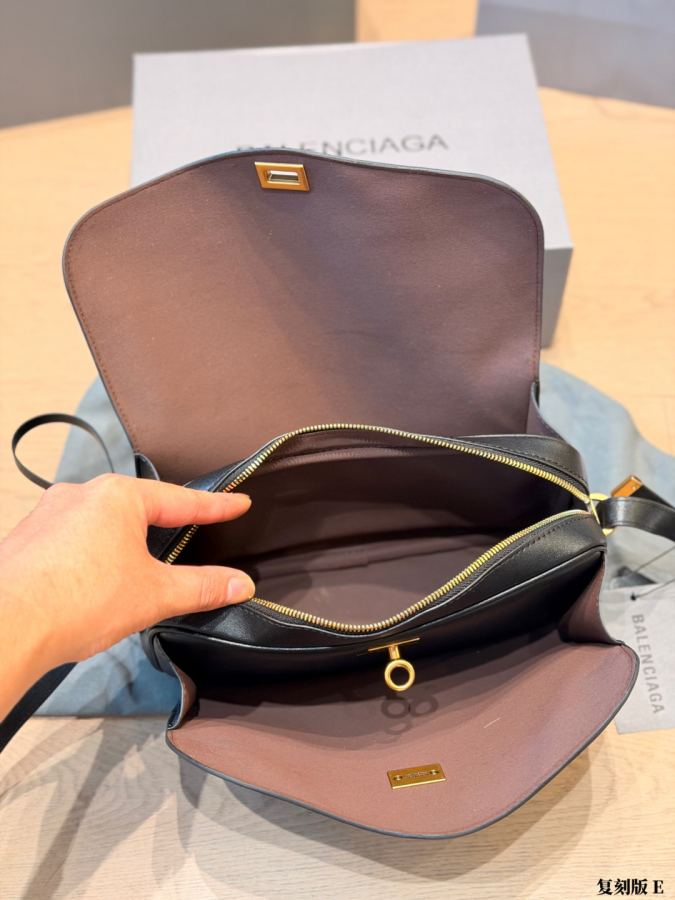 1:1 Replica Balenciaga bag Balenciaga ​​ ” E” — AAA Quality Replica — photo 9