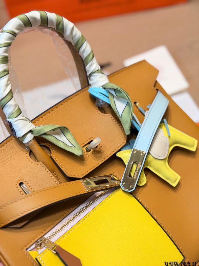 1:1 Replica Hermes bag replica version cowhide — photo 8