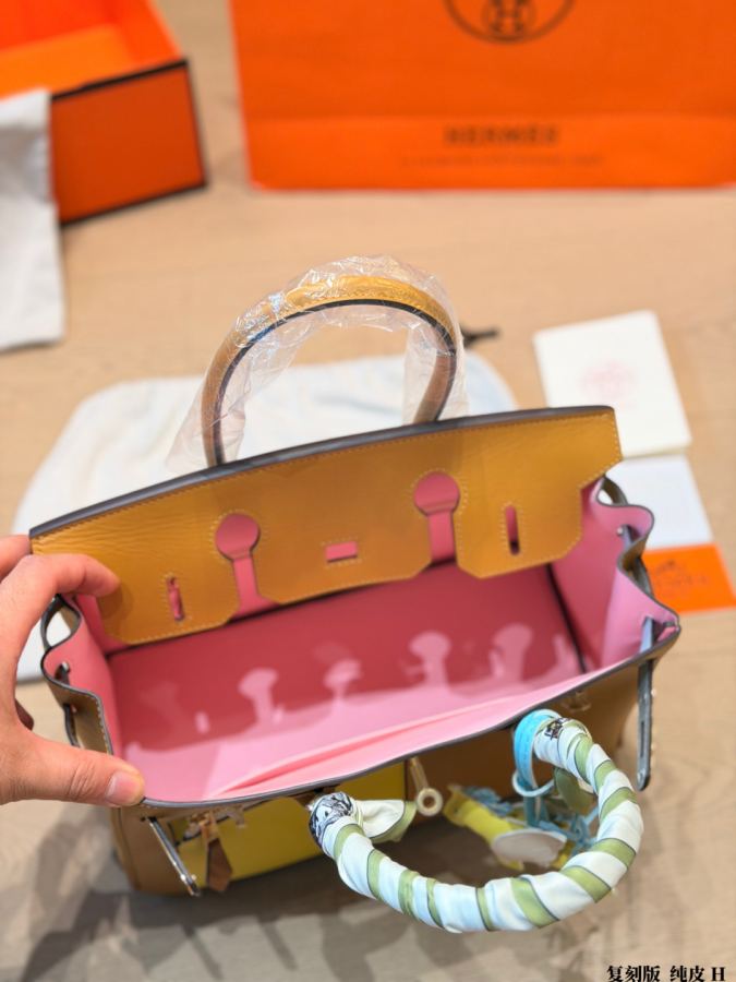 1:1 Replica Hermes bag replica version cowhide — photo 9