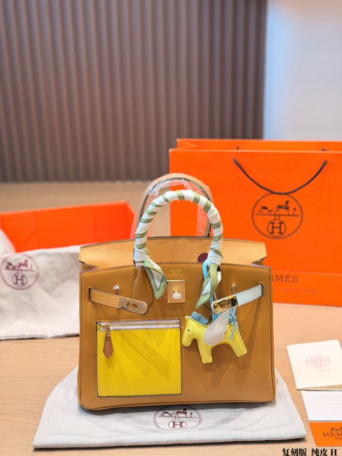 1:1 Replica Hermes bag replica version cowhide — photo 3