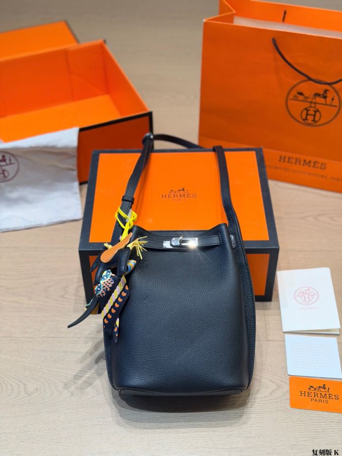 1:1 Replica Hermes bag replica — photo 3