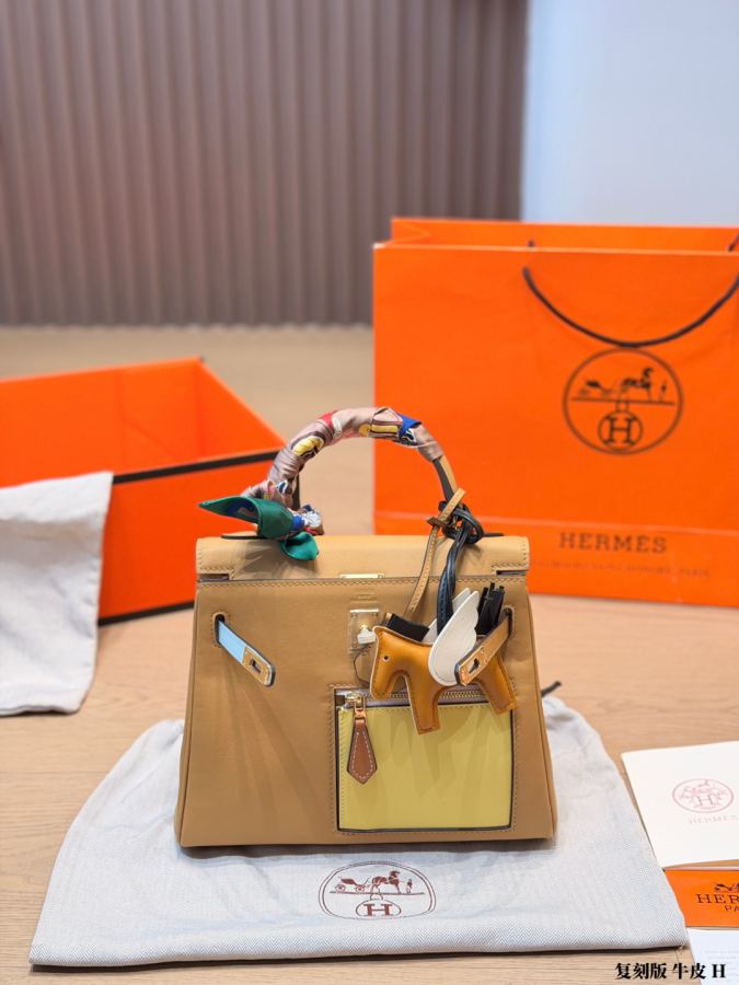 1:1 Replica Hermes bag replica version cowhide — photo 6