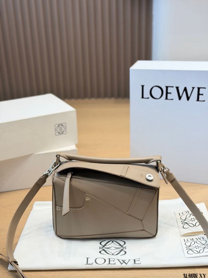 1:1 Replica LOEWE bag LOEWE Puzzle Biker — Premium Replica — photo 3