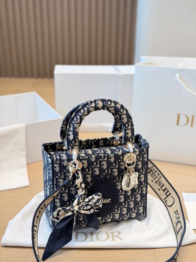 1:1 Replica Dior bag Original version — Premium Replica — photo 6