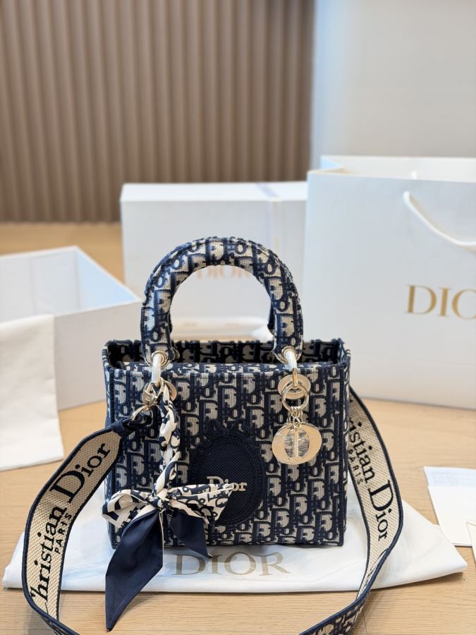 1:1 Replica Dior bag Original version — Premium Replica — photo 2
