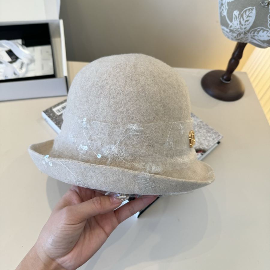 1:1 Replica Valentino hat ¥ — AAA Quality Replica — photo 5