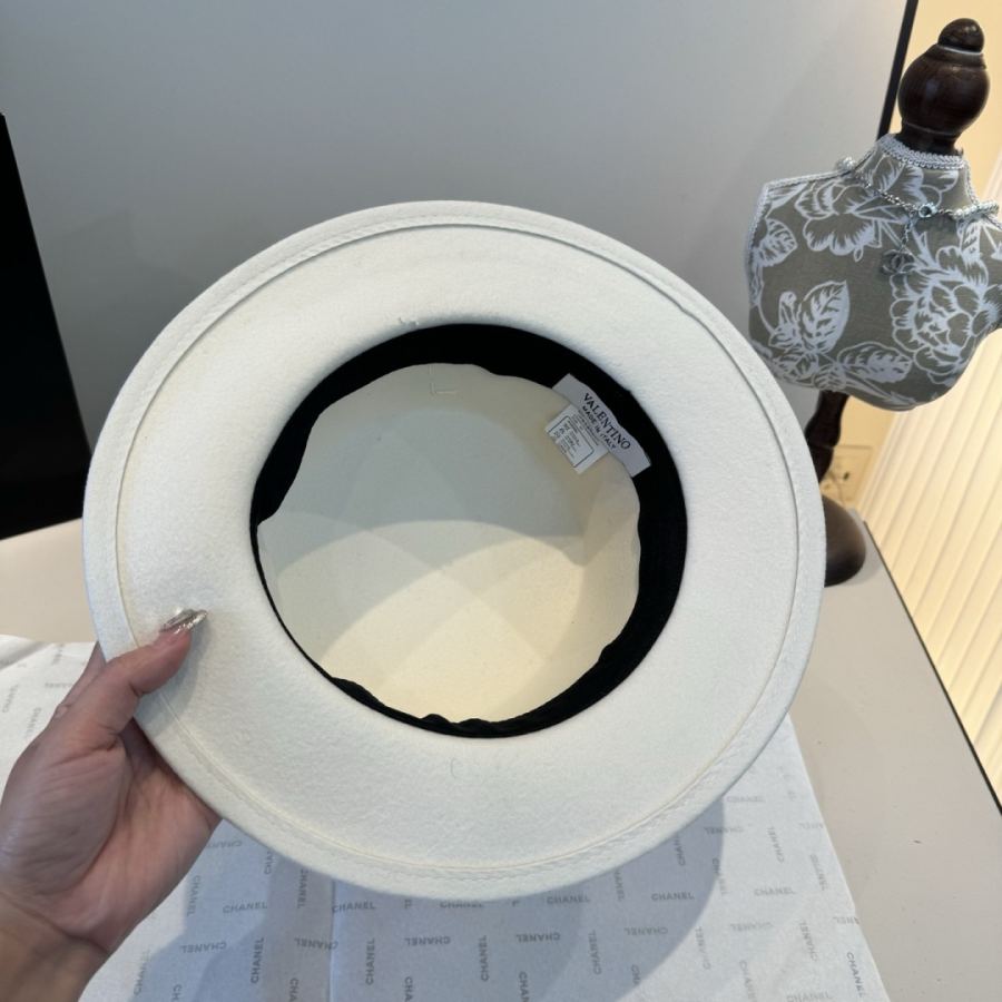 1:1 Replica Valentino hat ¥White — 1:1 Replica — photo 7