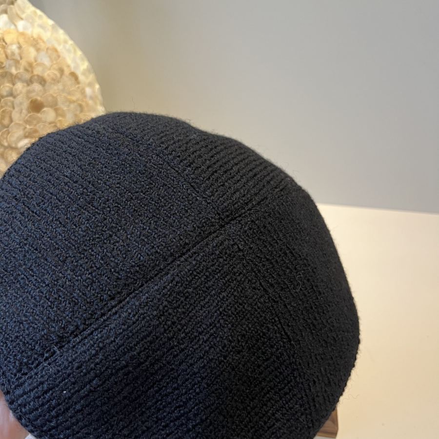 1:1 Replica Valentino hat ¥ — AAA Quality Replica — photo 6