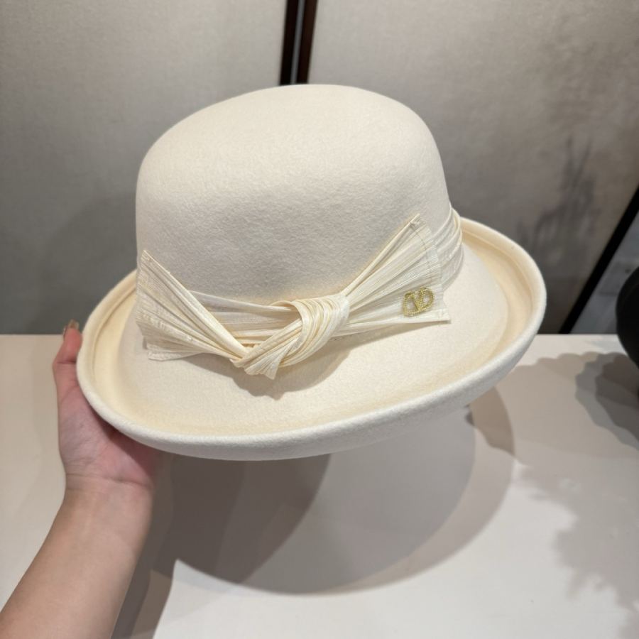 1:1 Replica Valentino hat special offer ¥White — 1:1 Replica — photo 5