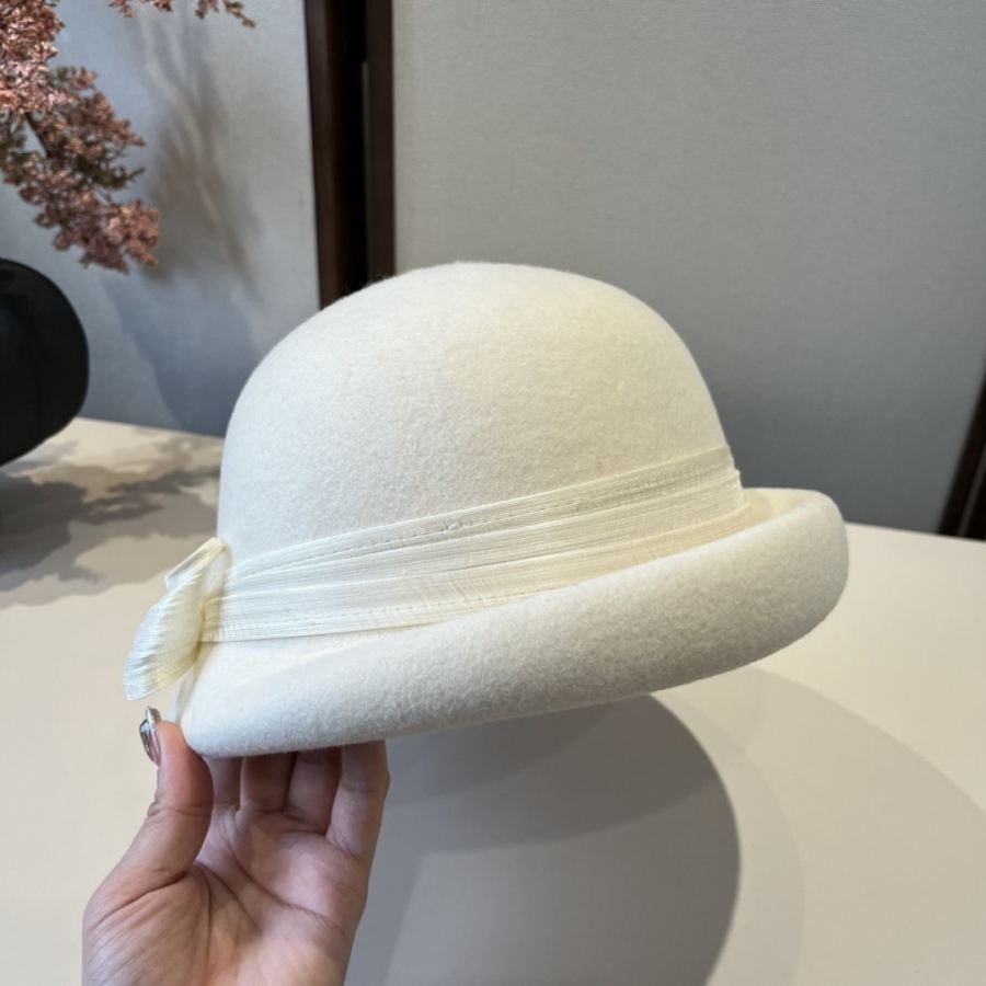 1:1 Replica Valentino hat Special batch ¥white — Premium Replica — photo 5