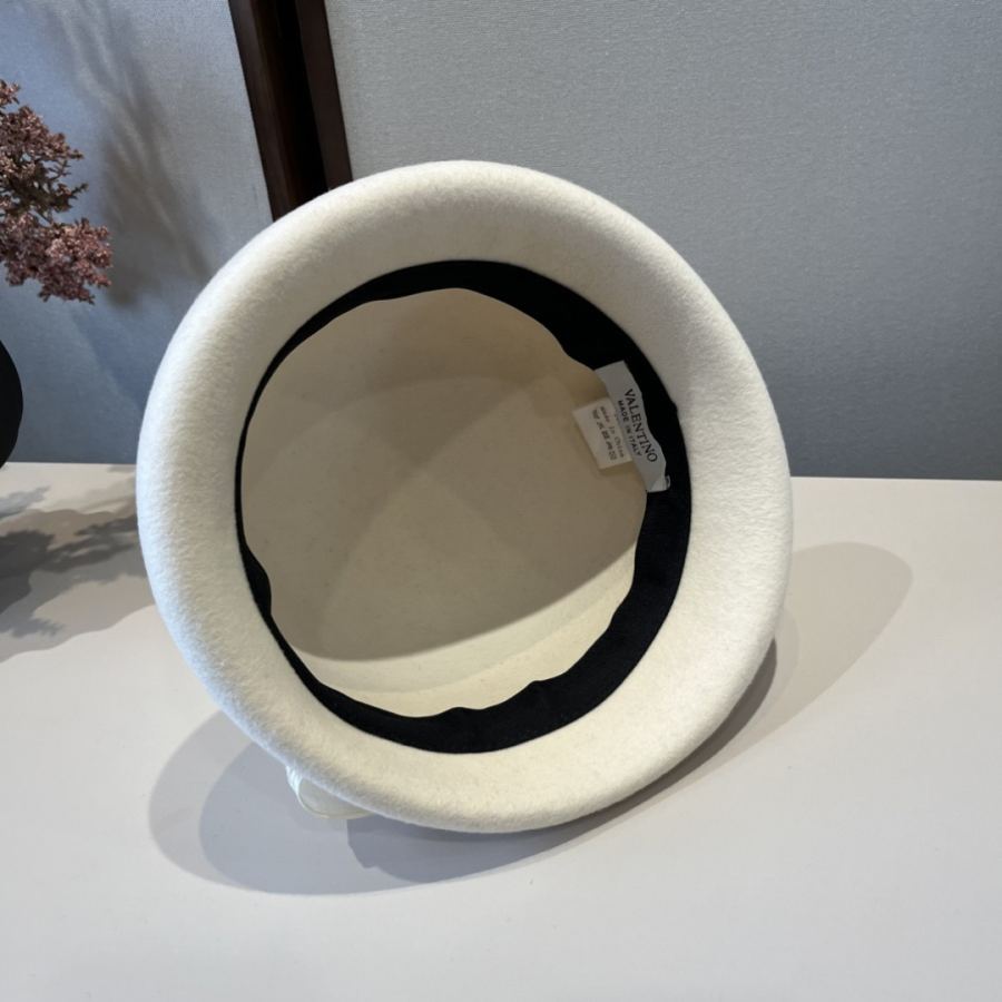 1:1 Replica Valentino hat Special batch ¥white — Premium Replica — photo 8