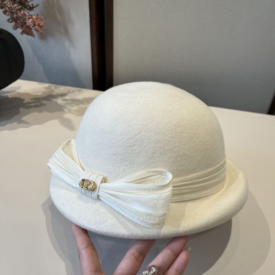 1:1 Replica Valentino hat Special batch ¥white — Premium Replica — photo 3