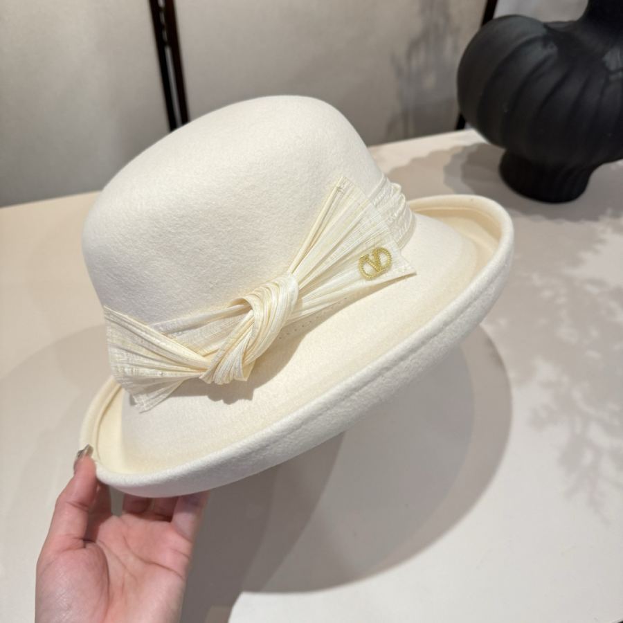 1:1 Replica Valentino hat Special batch ¥white — 1:1 Replica — photo 4