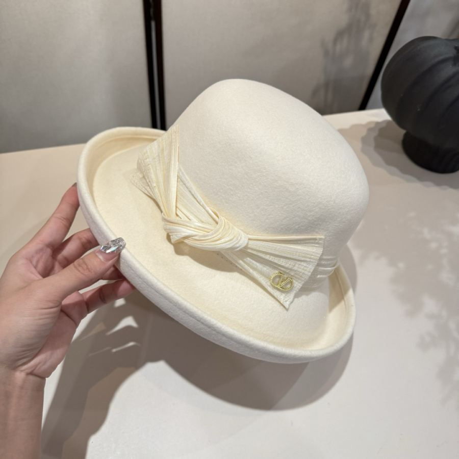 1:1 Replica Valentino hat Special batch ¥white — 1:1 Replica — photo 6