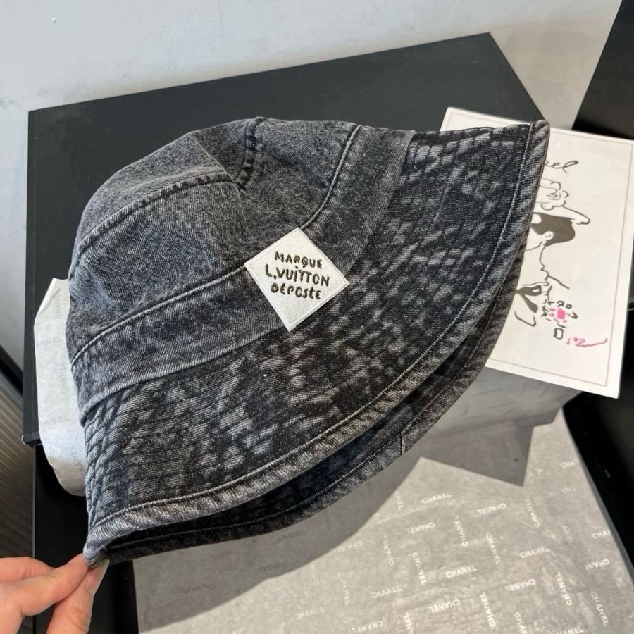 1:1 Replica Louis Vuitton hat ¥ — AAA Quality Replica — photo 7