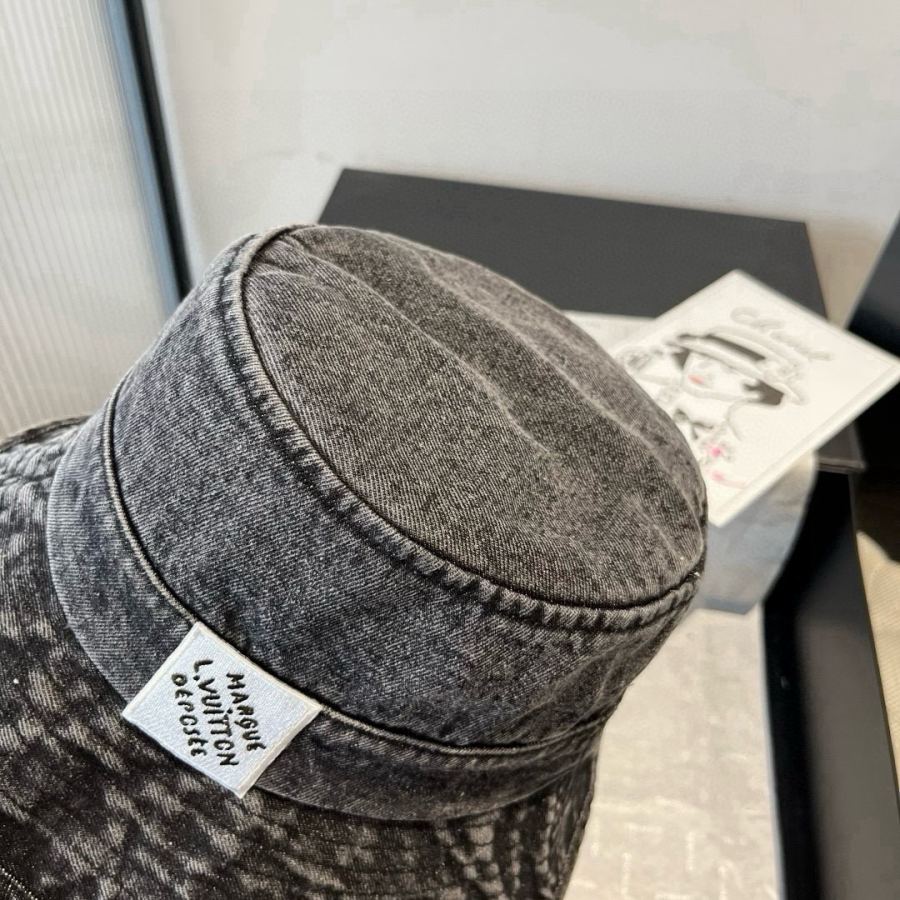 1:1 Replica Louis Vuitton hat ¥ — AAA Quality Replica — photo 6