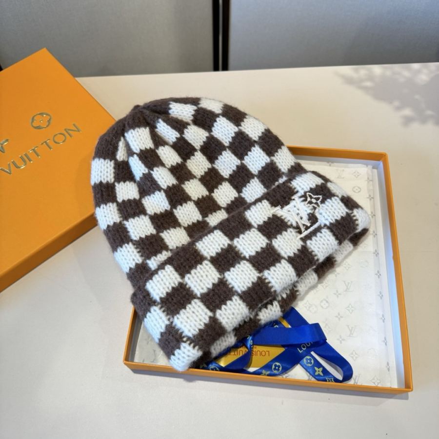 1:1 Replica Louis Vuitton hat ¥ — Premium Replica