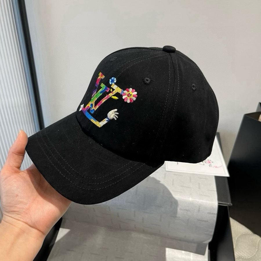 1:1 Replica Louis Vuitton hat ¥ — 1:1 Replica — photo 4